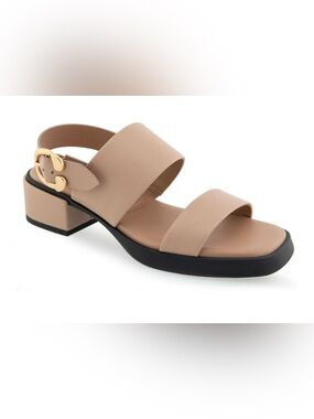 Aerosole Dove Sandals Size 9 Tan